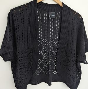 New Directions. Size 3X. Short sleeve shrug sweater